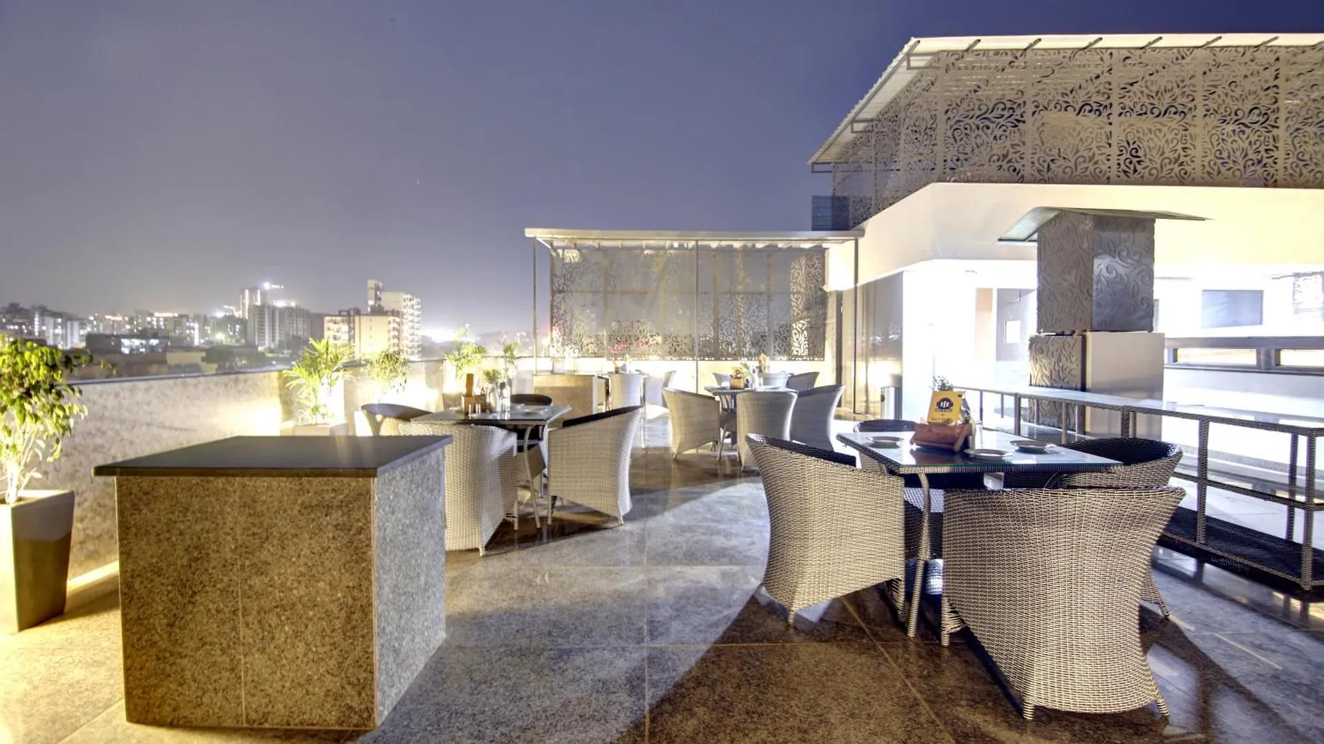 Saltstayz Premier - Near Golf Course Road & Sector 57 Γκουργκάον Ινδία