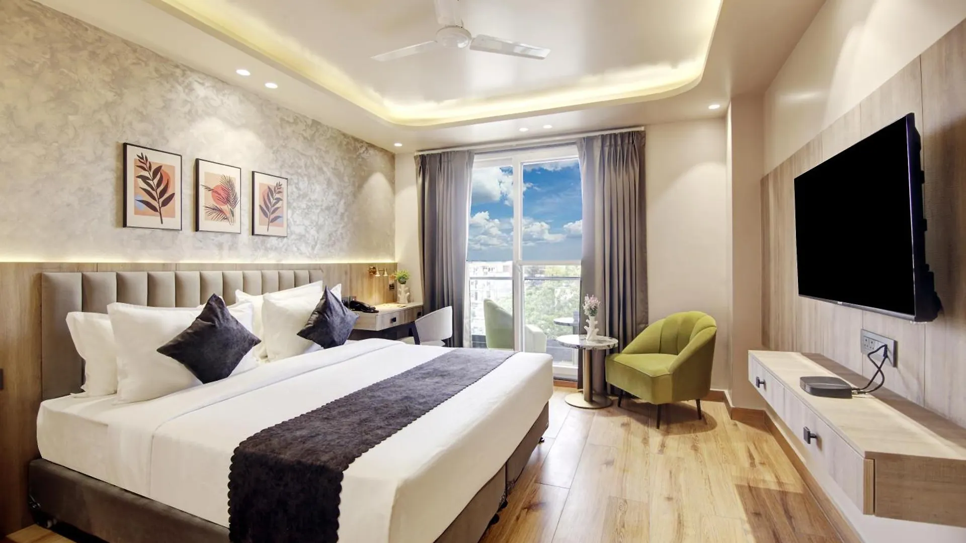 Ξενοδοχείο Saltstayz Premier - Near Golf Course Road & Sector 57 Γκουργκάον