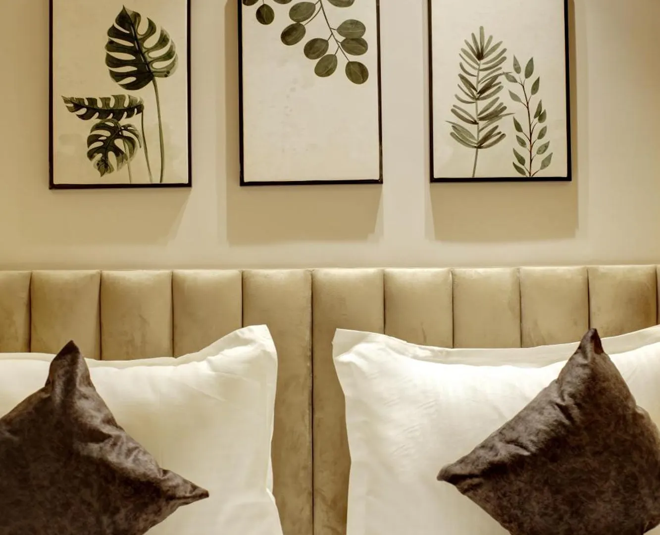 Ξενοδοχείο Saltstayz Premier - Near Golf Course Road & Sector 57 Γκουργκάον