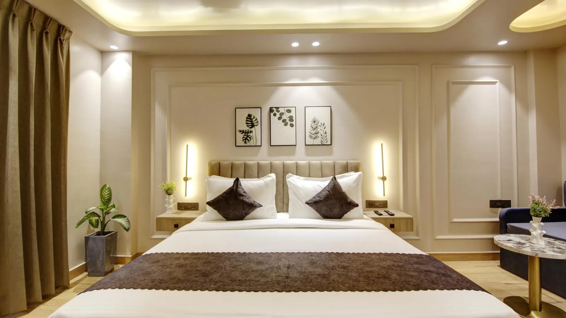 Ξενοδοχείο Saltstayz Premier - Near Golf Course Road & Sector 57 Γκουργκάον