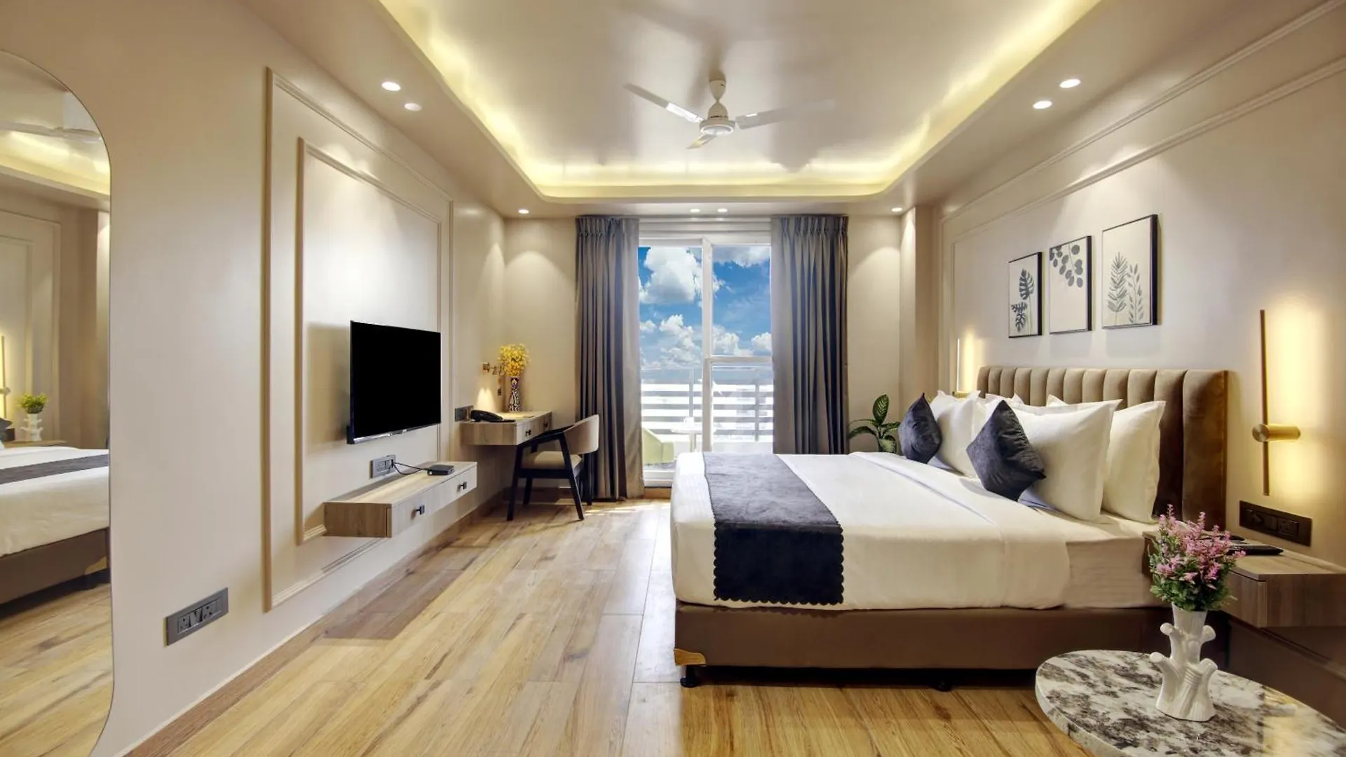 Saltstayz Premier - Near Golf Course Road & Sector 57 location