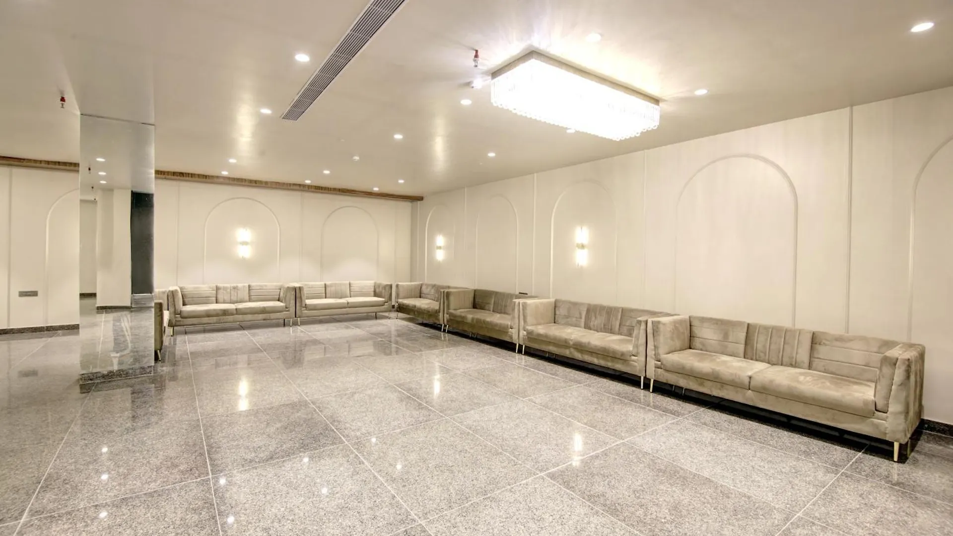 **** Ξενοδοχείο Saltstayz Premier - Near Golf Course Road & Sector 57 Γκουργκάον Ινδία