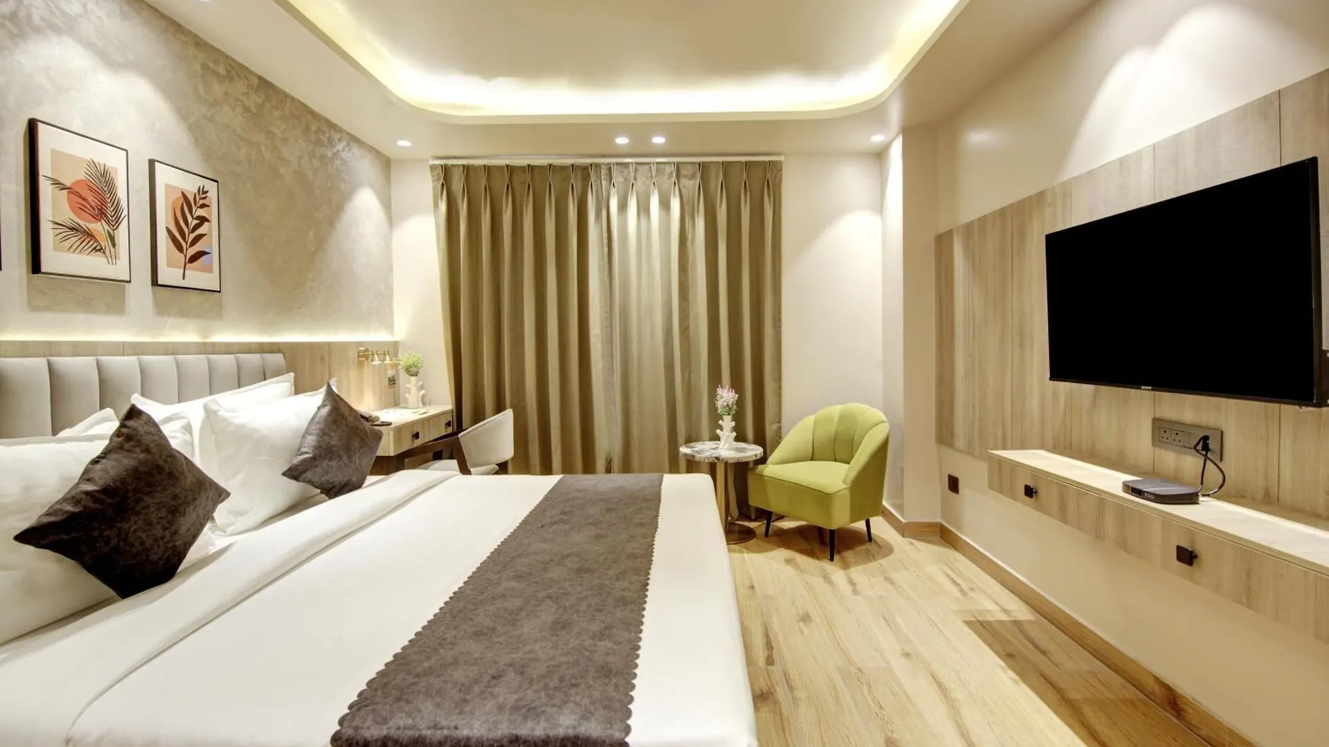 Saltstayz Premier - Near Golf Course Road & Sector 57 Γκουργκάον