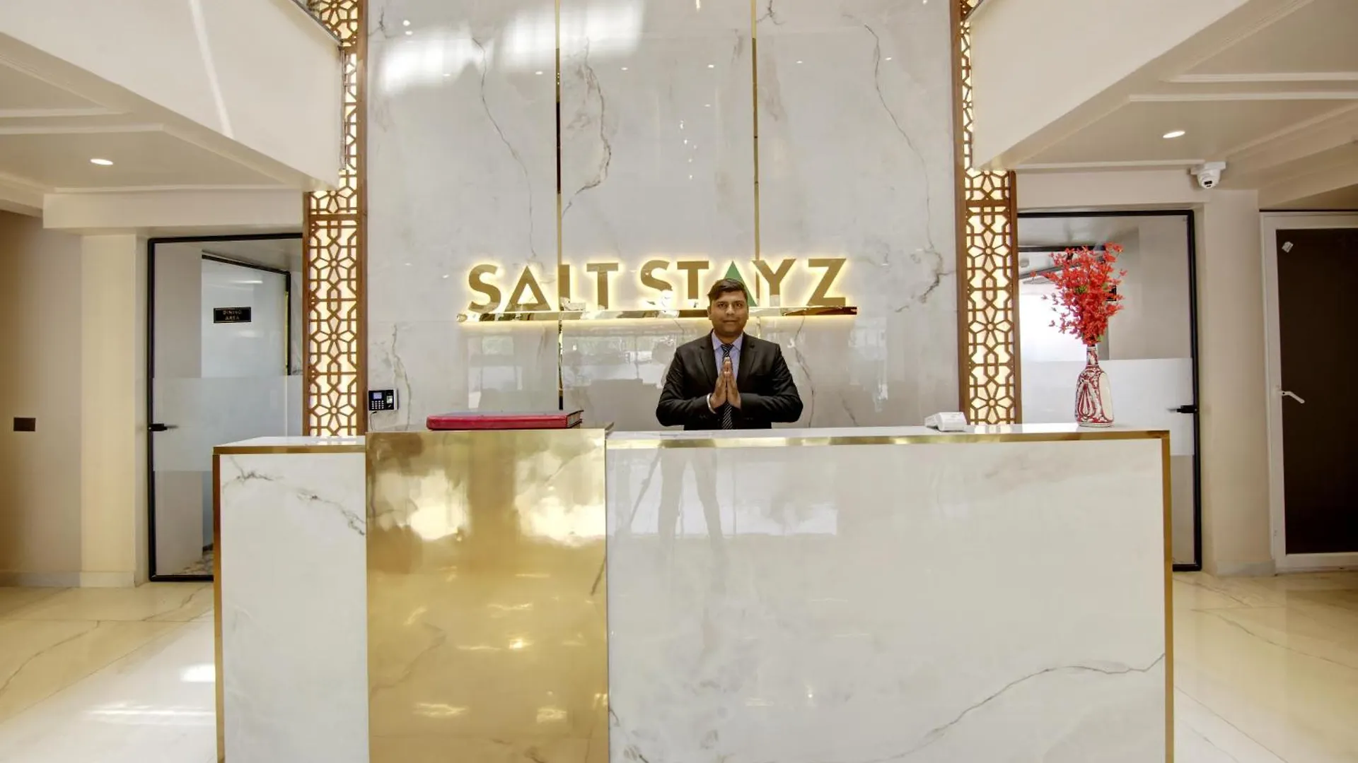 Saltstayz Premier - Near Golf Course Road & Sector 57 Γκουργκάον 4*,