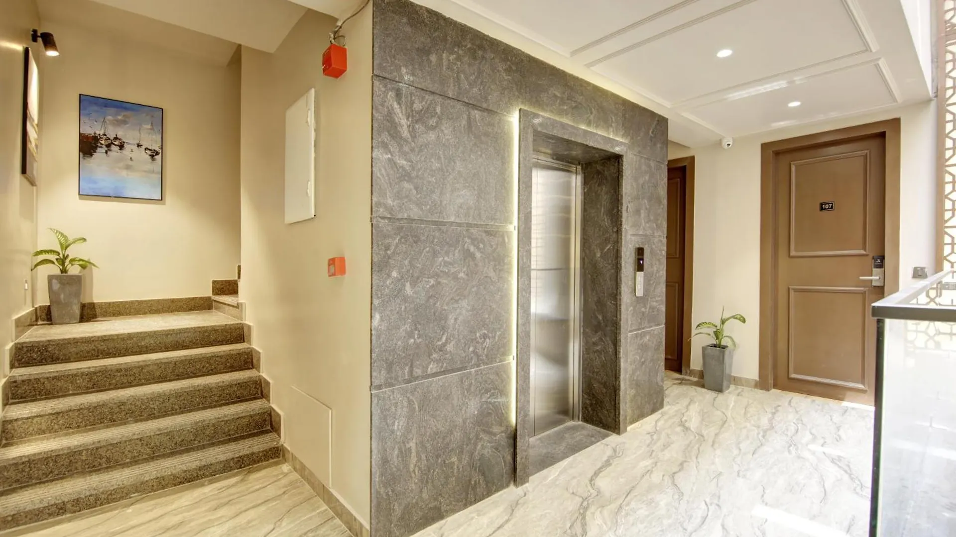Saltstayz Premier - Near Golf Course Road & Sector 57 Γκουργκάον 4*,